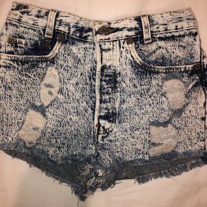 Distressed Levi Shorts